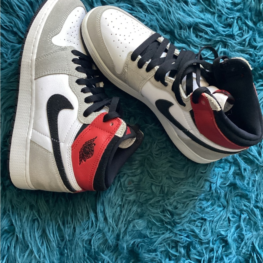 White and Red High-Top Sneakers. Jordon 1s